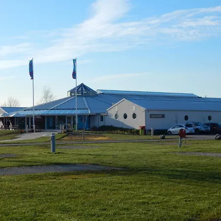 Flamingo Land - Woodlands W42 *