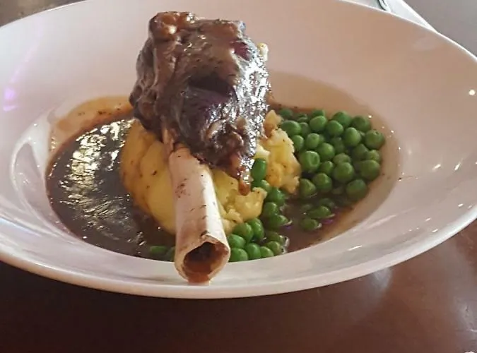 Flamingo Land - Woodlands W42 *