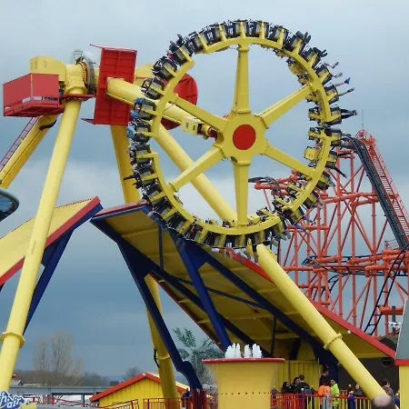 Flamingo Land - Woodlands W42